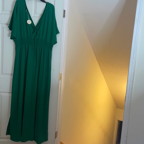 Offi Dresses & Skirts - Maxi dress gorgeous fashion dress